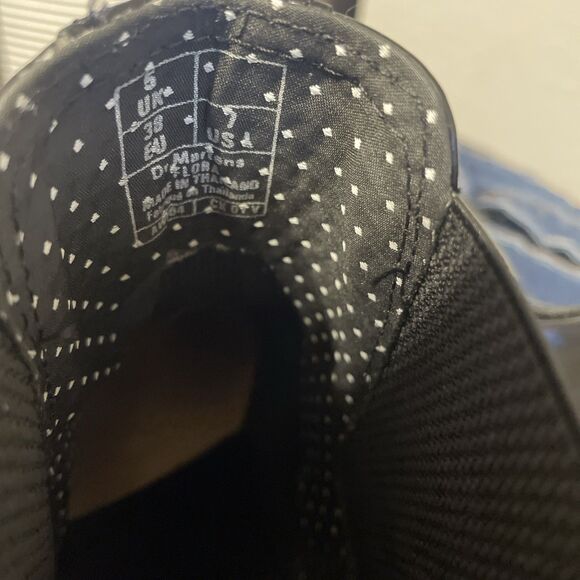 Dr. Martens Women's Flora Leather Chelsea Boot Size 7 Black Short Trendy Grunge - Picture 11 of 15